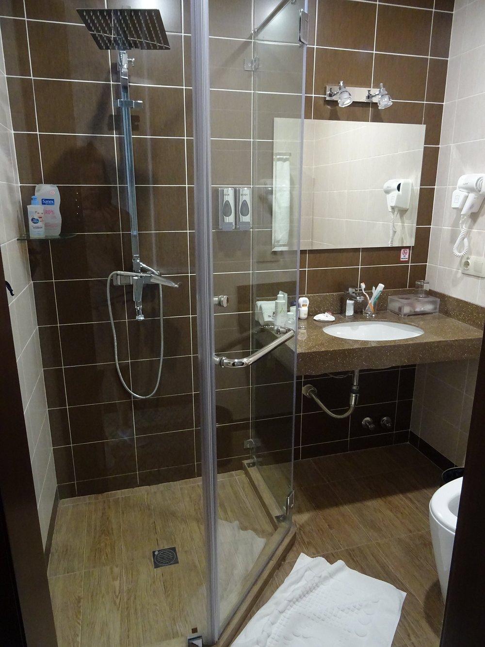 The Royal Mezbon HOTEL & SPA