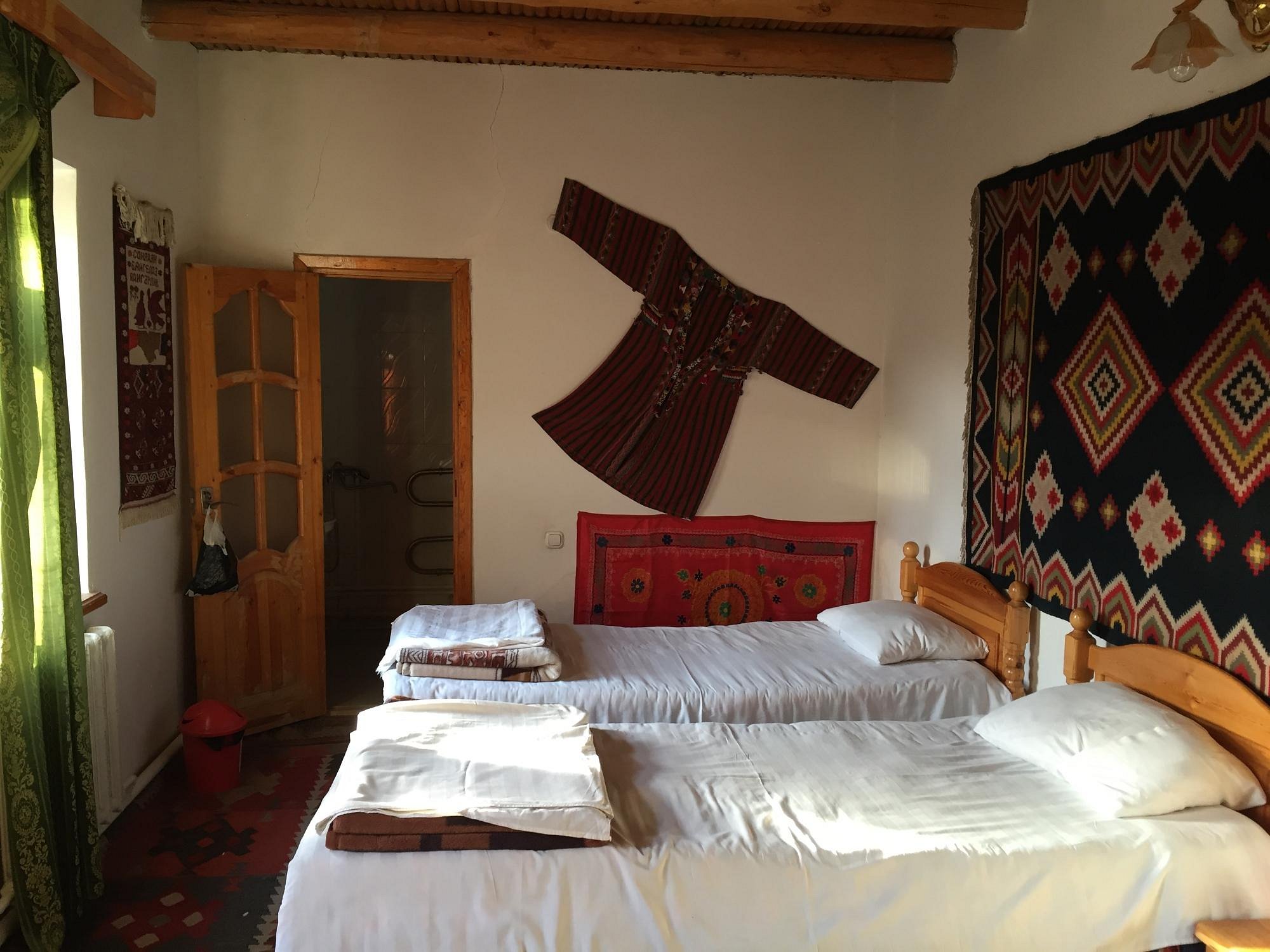 Sarrafon Guest House