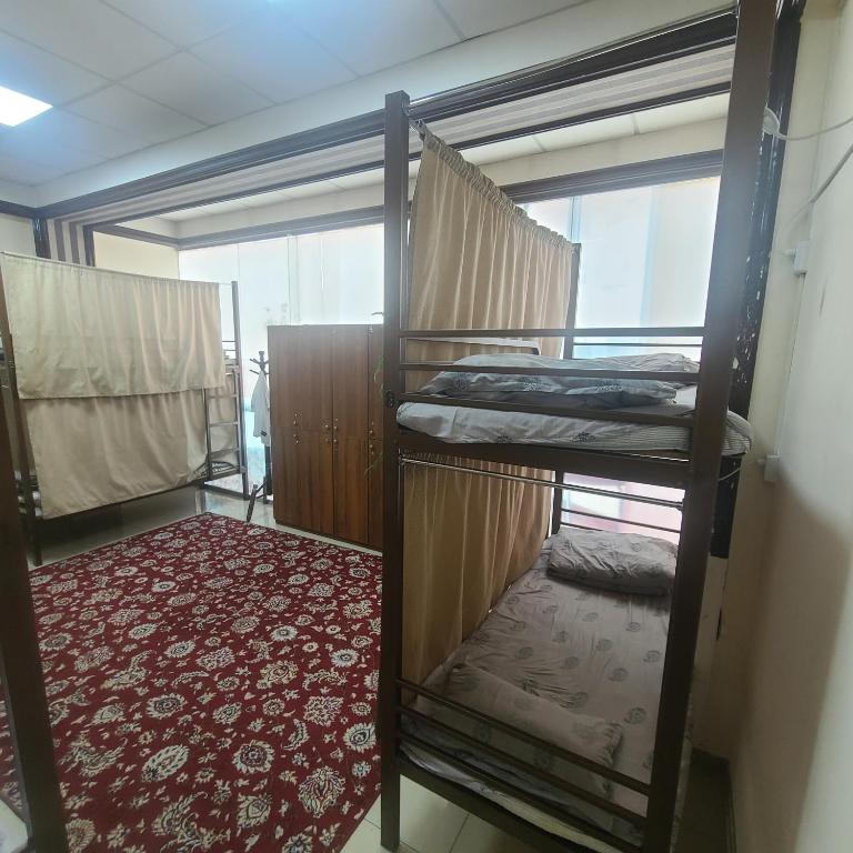 Algoritm Hostel