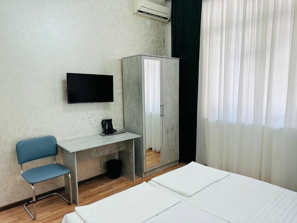 Art Inn Hotel