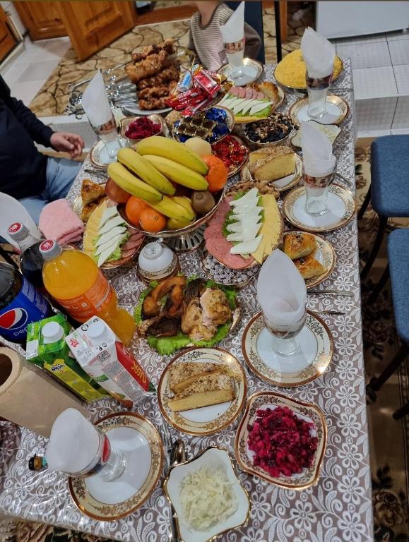 QAMAR Family Guest House