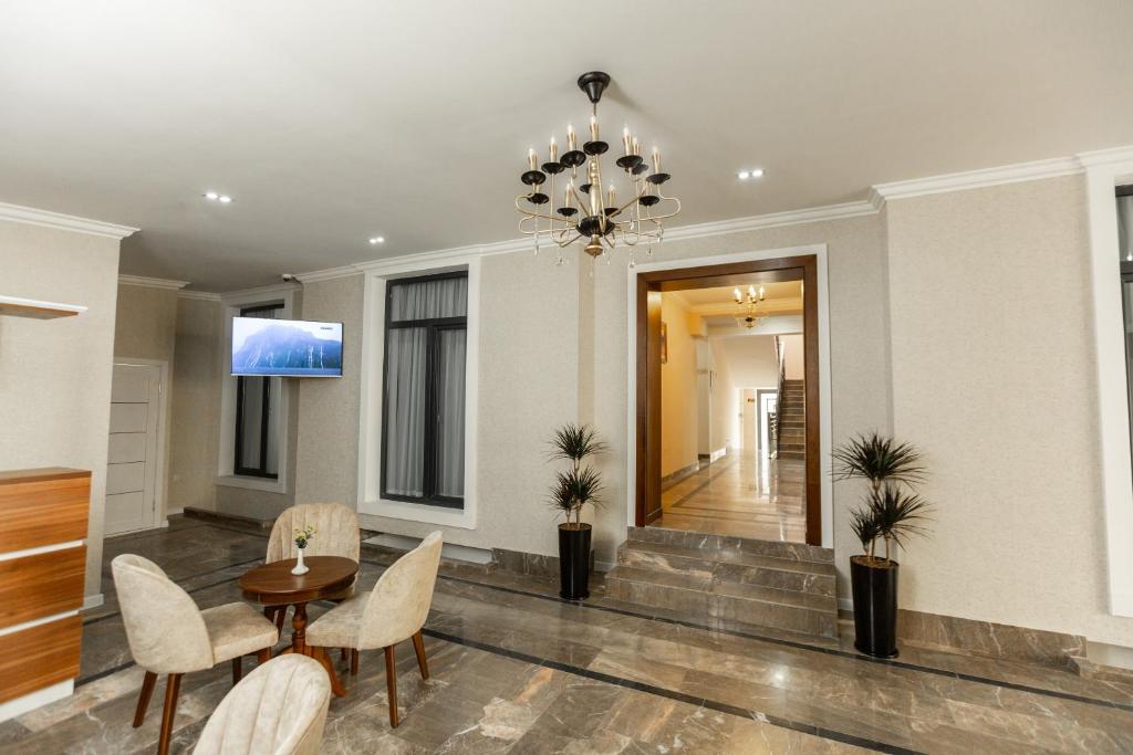 Merci Hotel