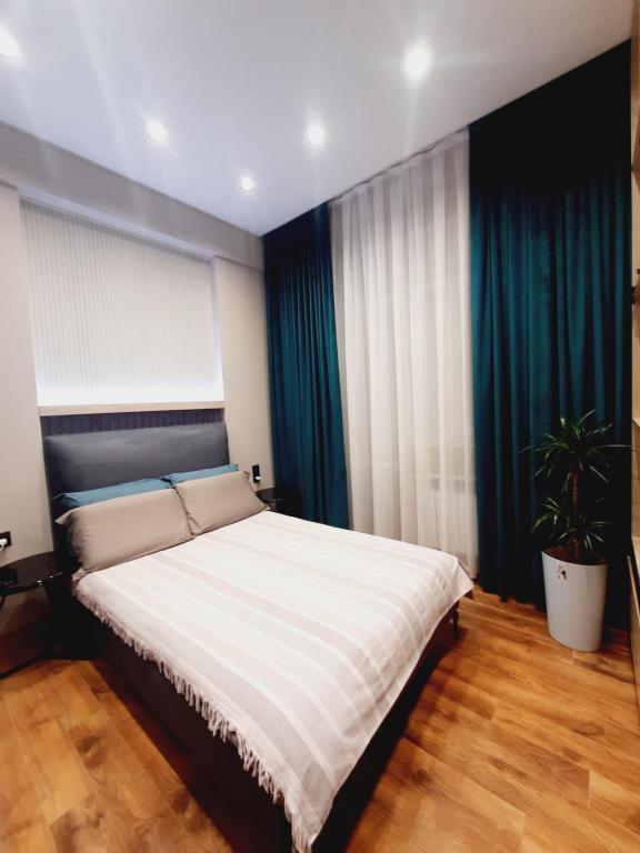 Masterland Apartments