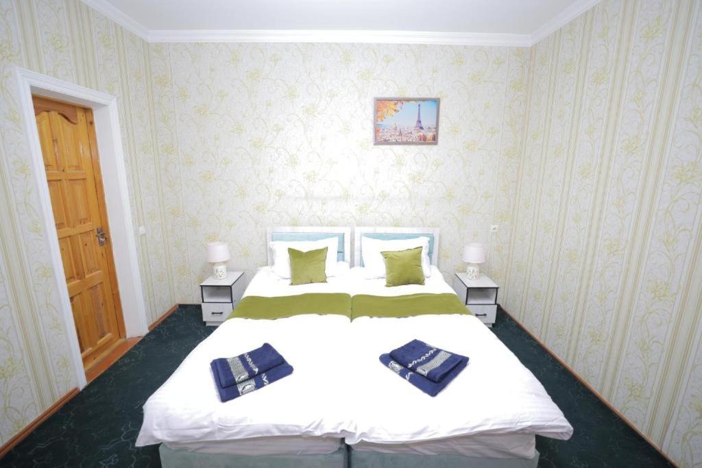Hotel S & D Hostel