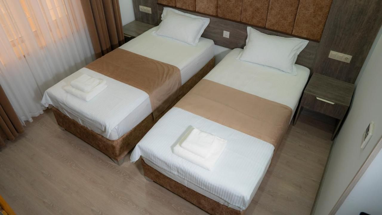 Atrium Hotel