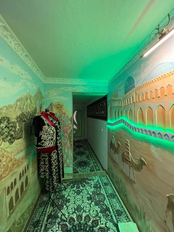 Qozi Hotel