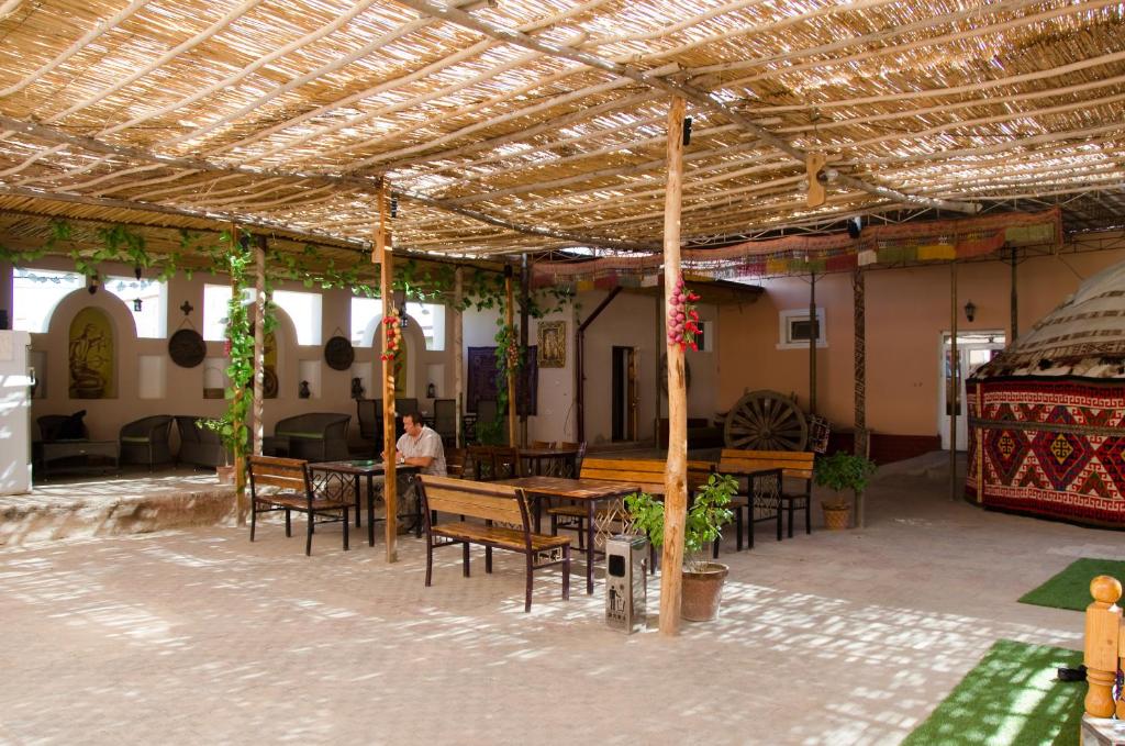 Jipek Joli Inn