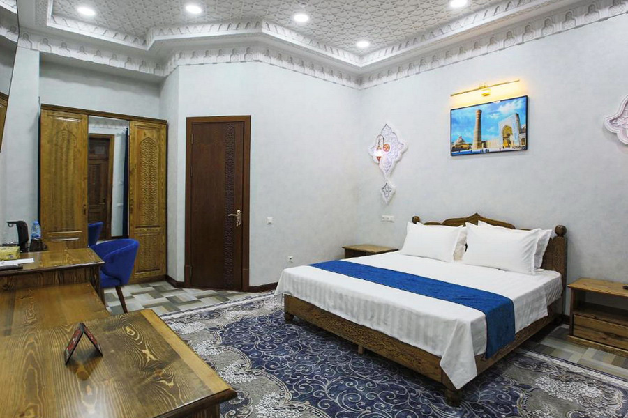 Paradise Plaza Luxury Hotel