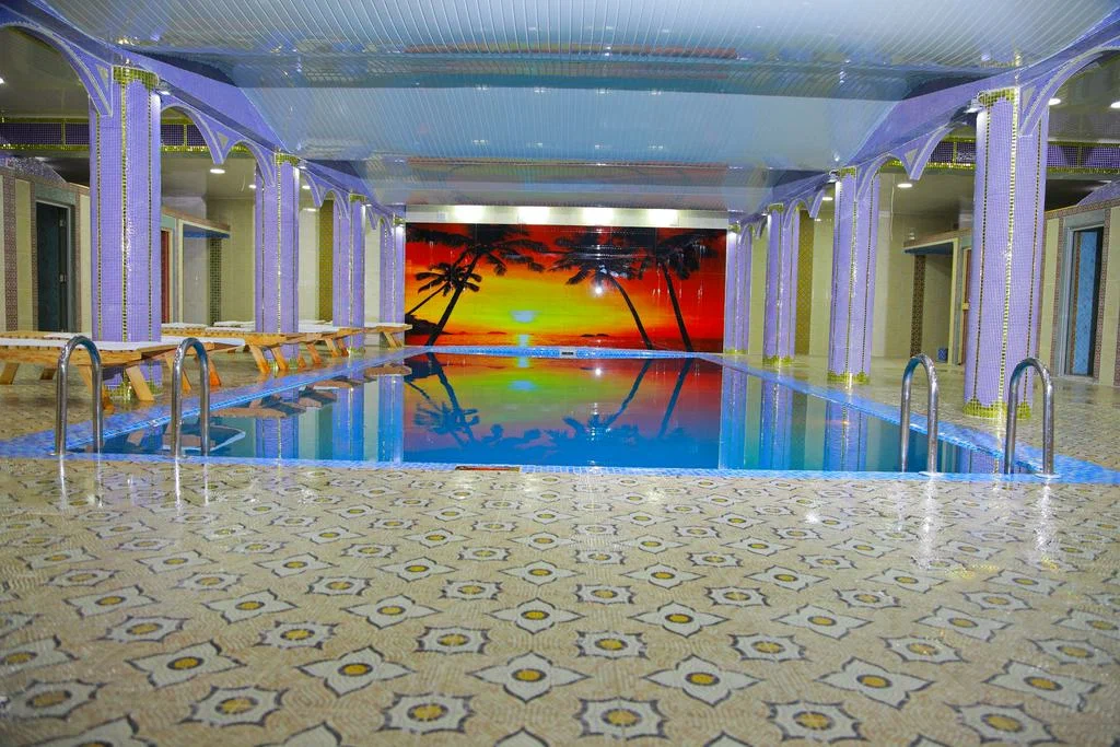 Hotel Hon Saroy