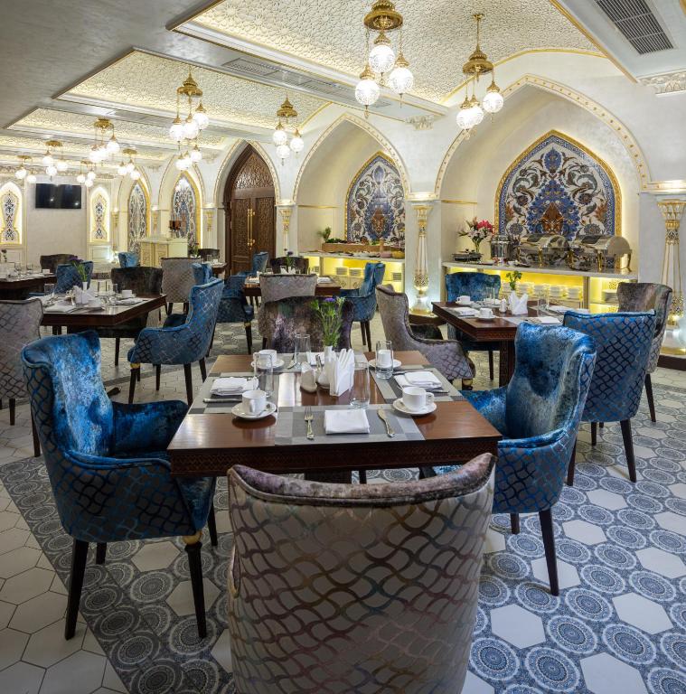 The Manor Hotel