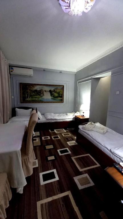 UYUT INN Hotel