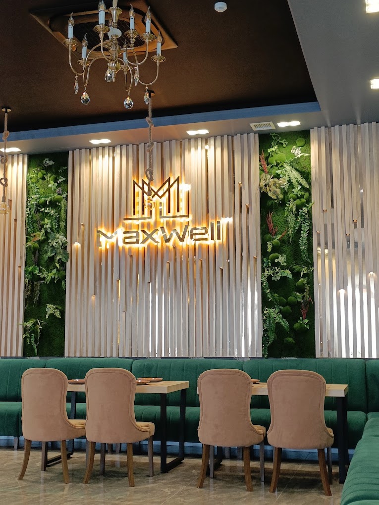 Maxwell Hotel