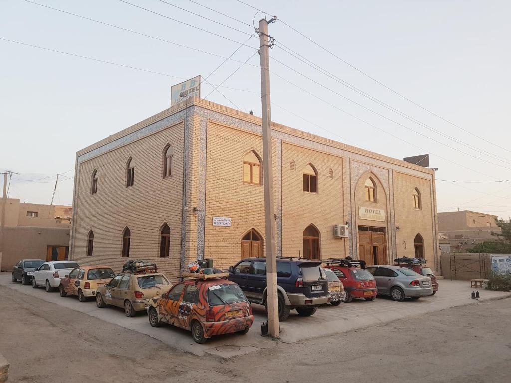 Islambek Hotel & Travel