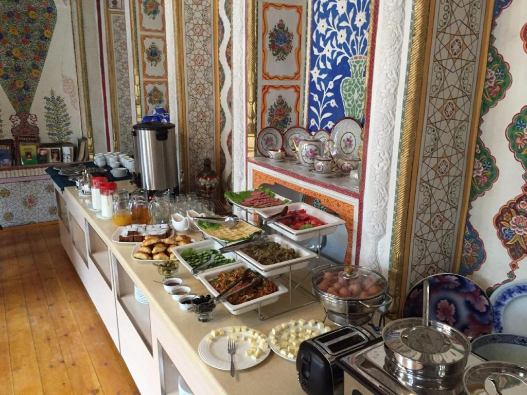 Lyabi House