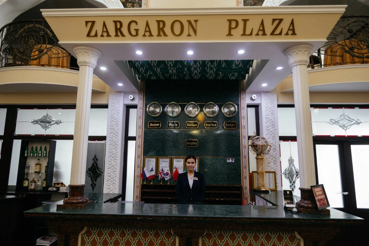 Zargaron Plaza Hotel