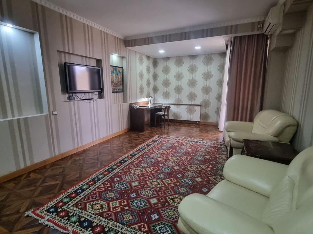 Omar Khayyam Hotel