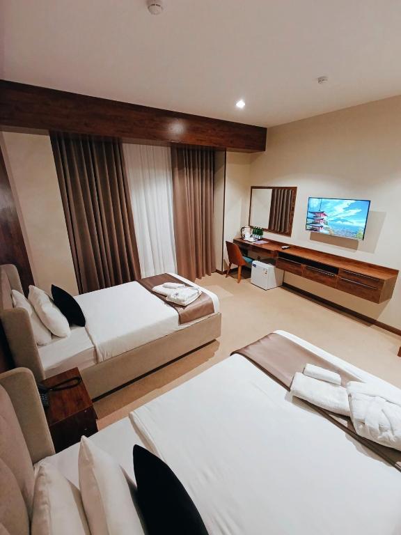 VIOLET Hotel