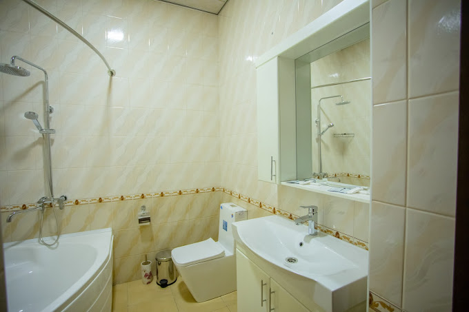 Amina Hotel