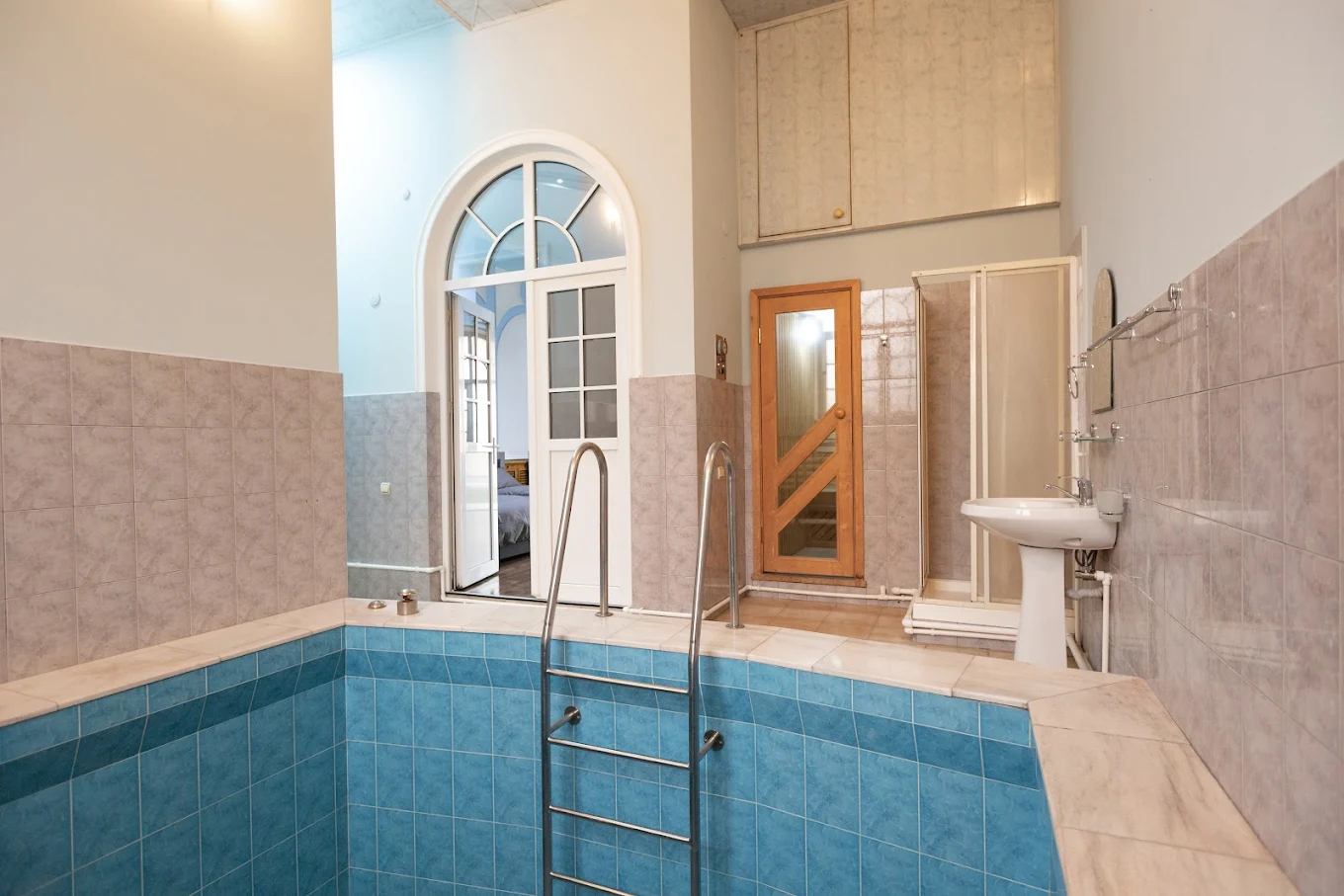 New Friends Mini-Hotel