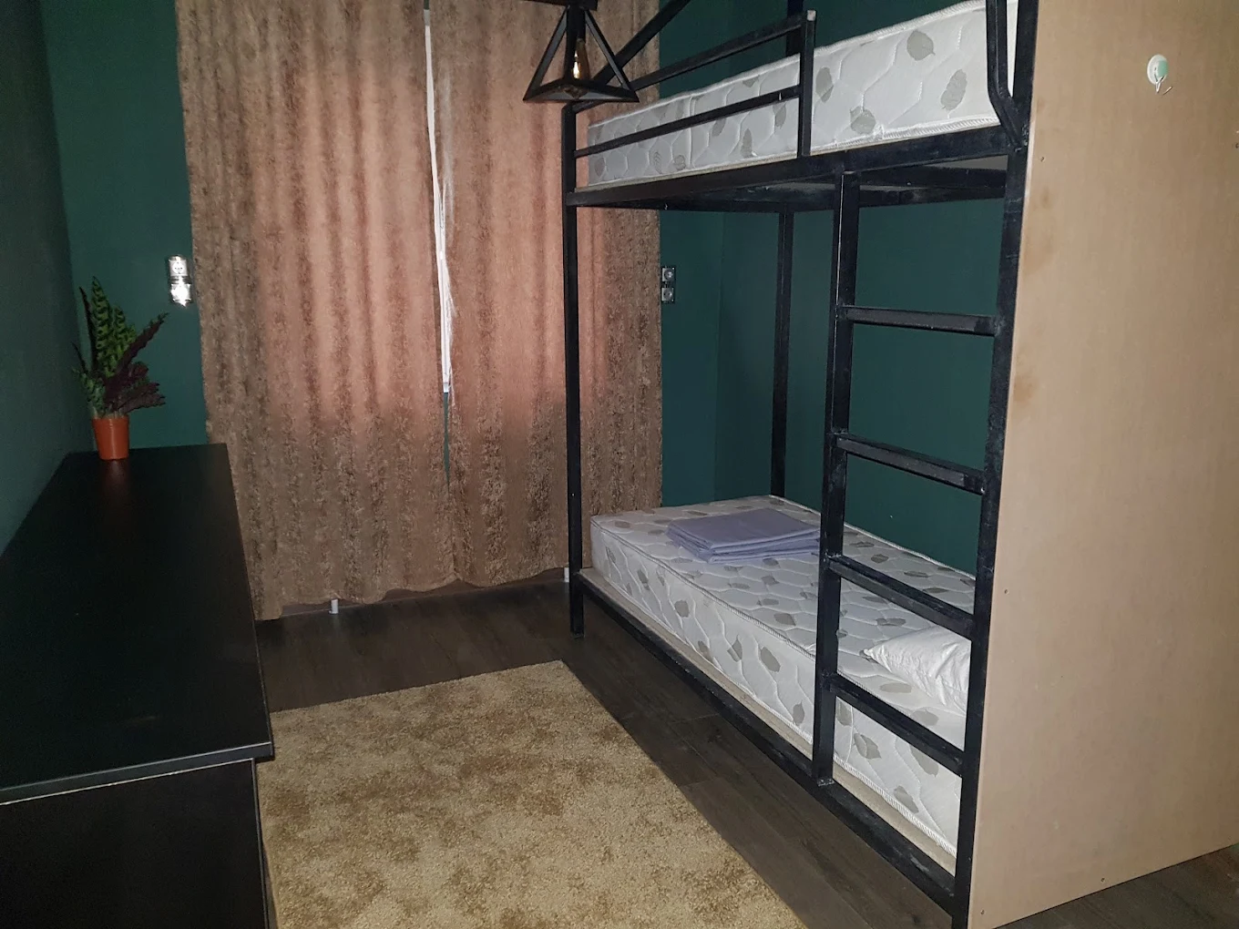 Bed and Breakfast Minimalist