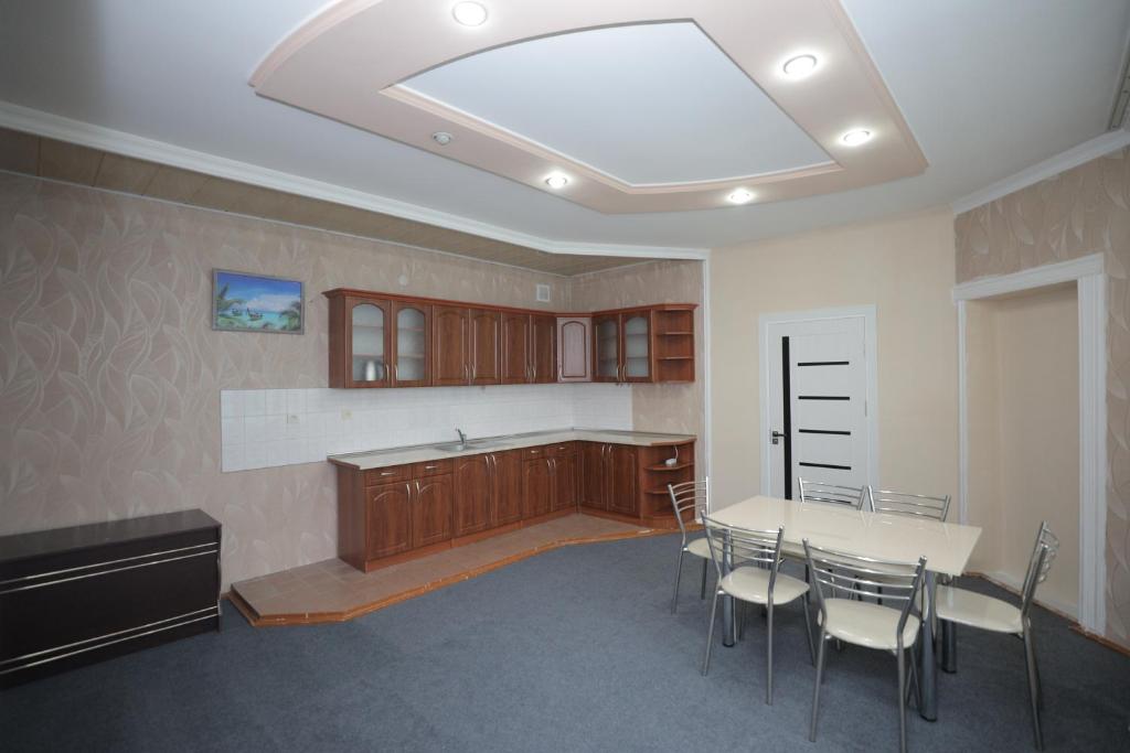 Hotel S & D Hostel