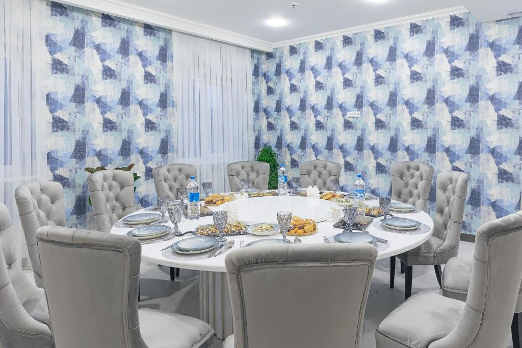 Deluxe Ferghana Hotel