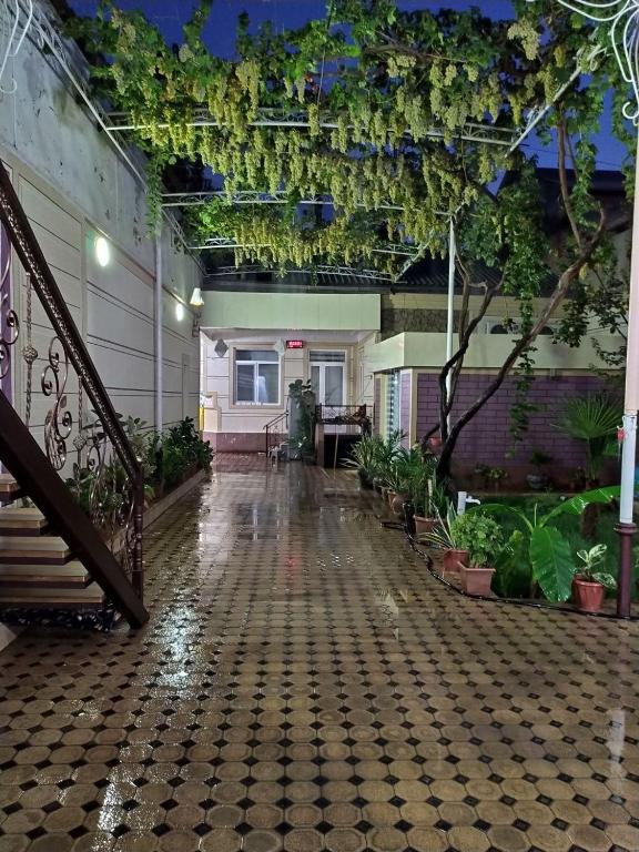 Uvaysiy family guest house