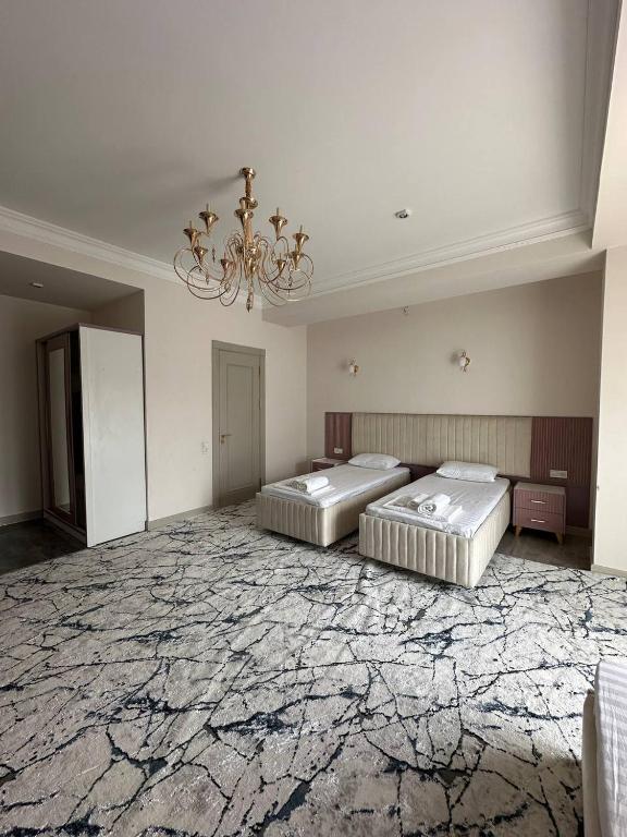 Nur Maskan Hotel