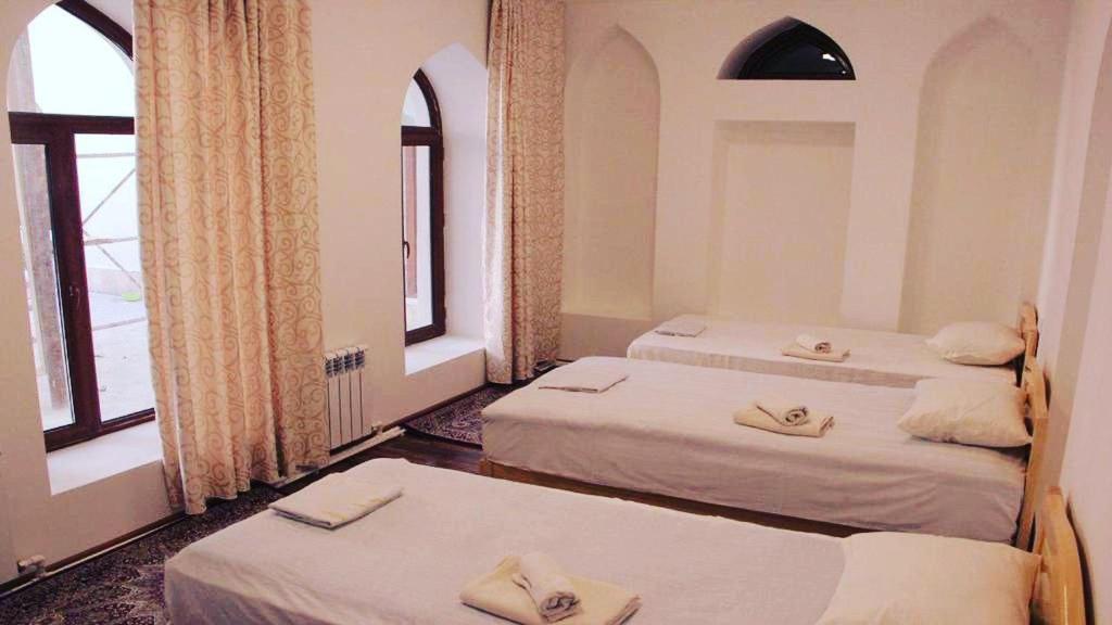 Rumi Hotel & Hostel