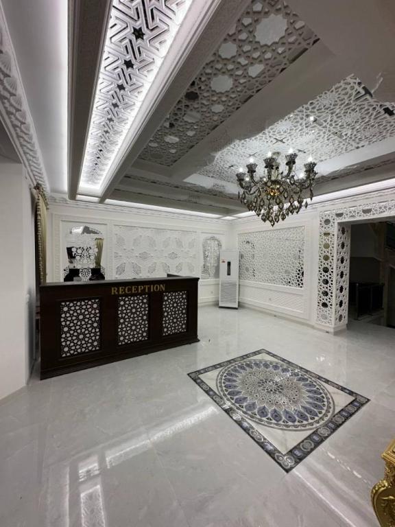 AMIRAN Boutique