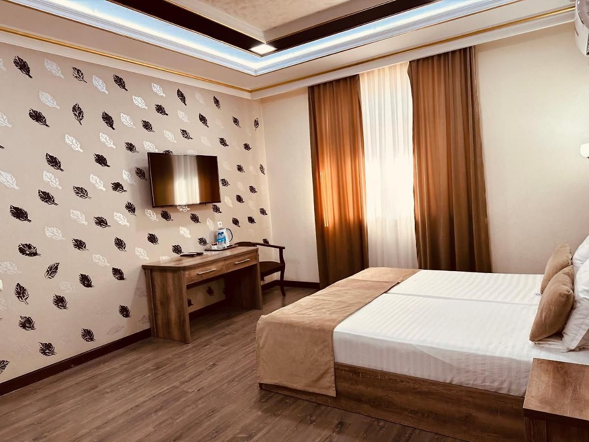 The Grand Art Hotel