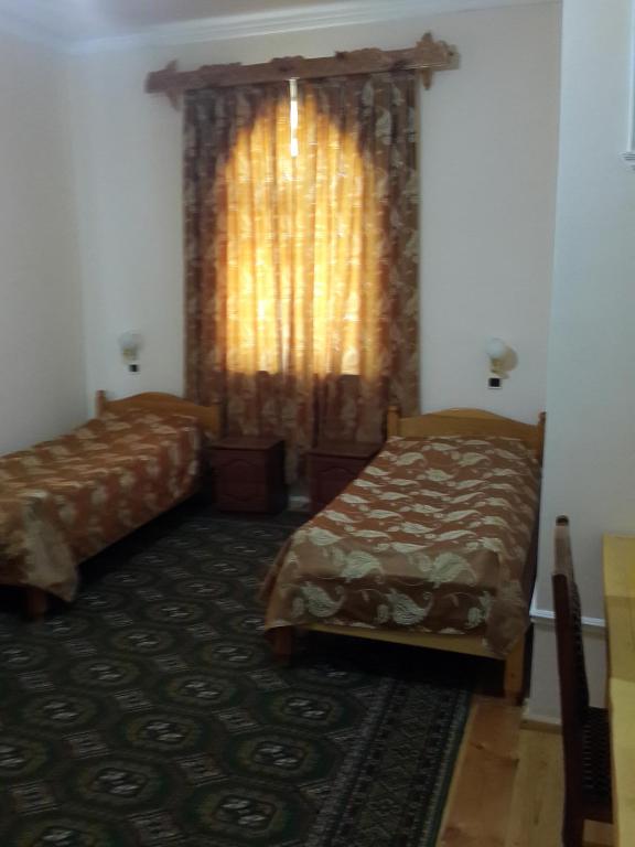 Islambek Hotel & Travel