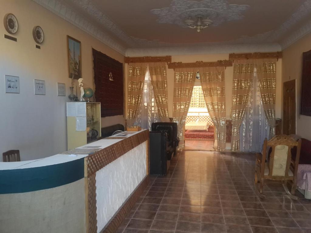 Islambek Hotel & Travel