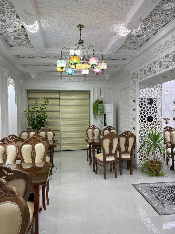 AMIRAN Boutique