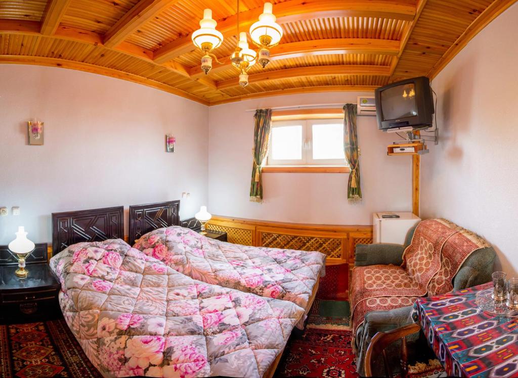 Furkat Guest House