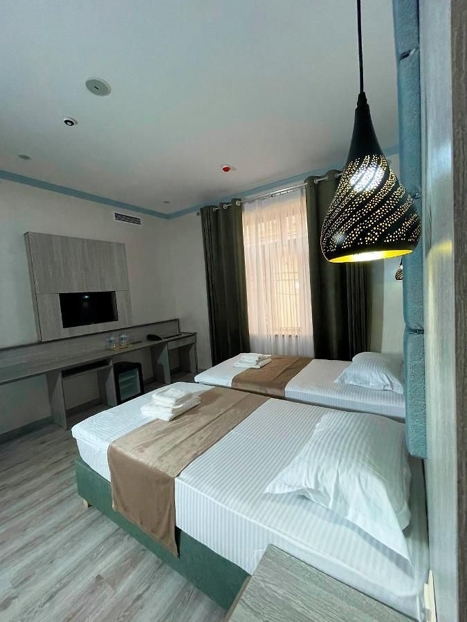 Atrium Hotel