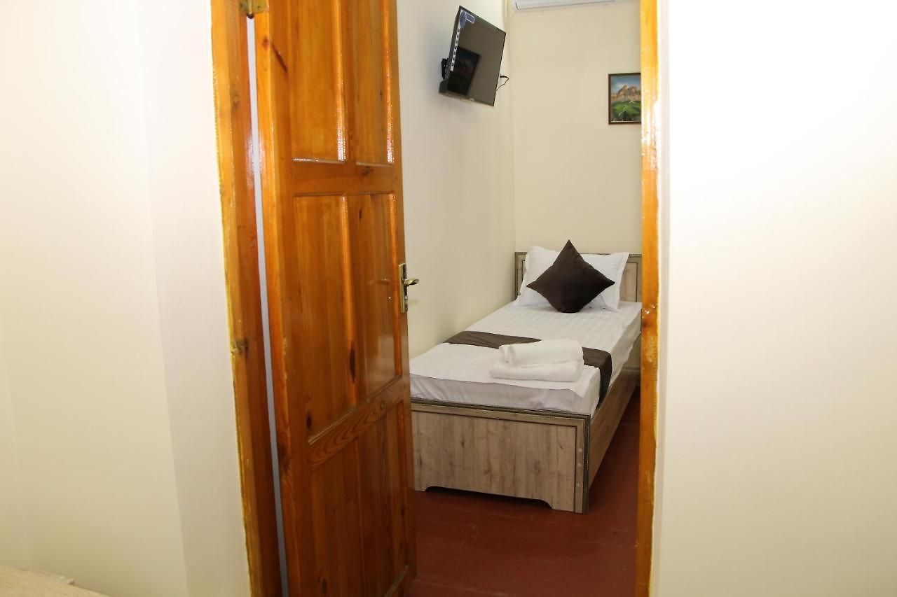 Zafaron Hotel