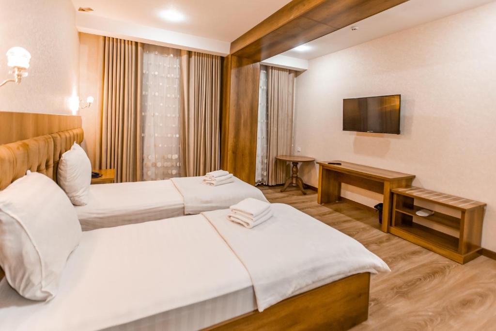 Oydin Plaza Hotel