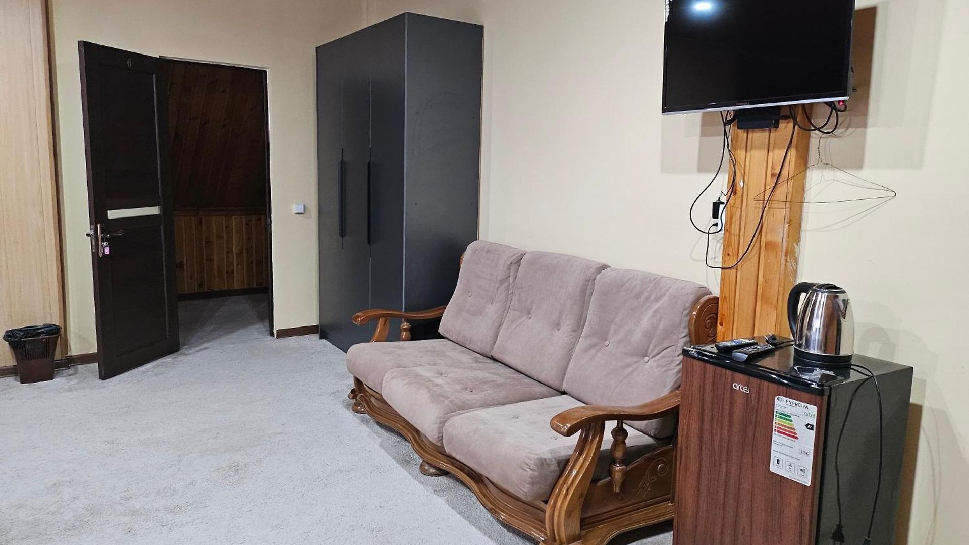 Guest House Rohat