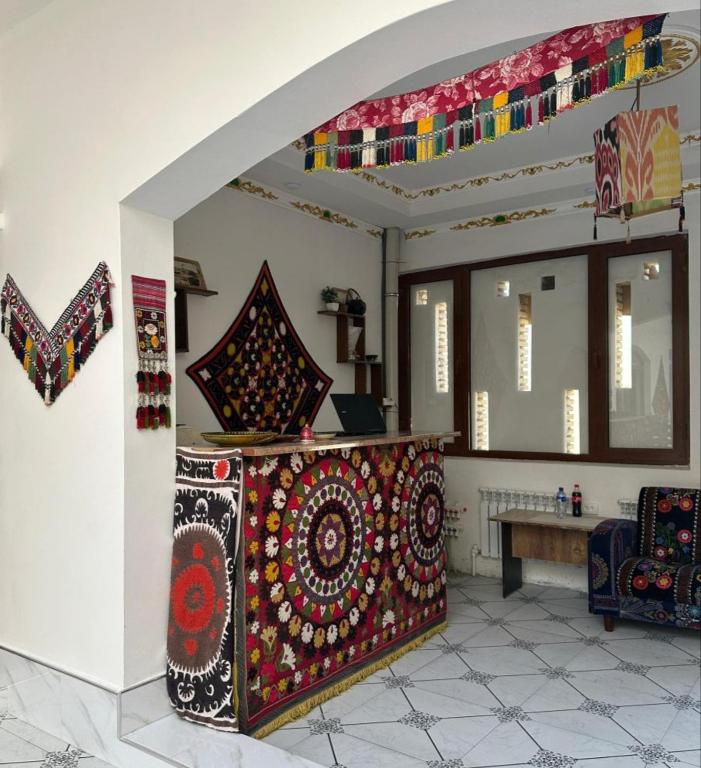Suzani Art National House