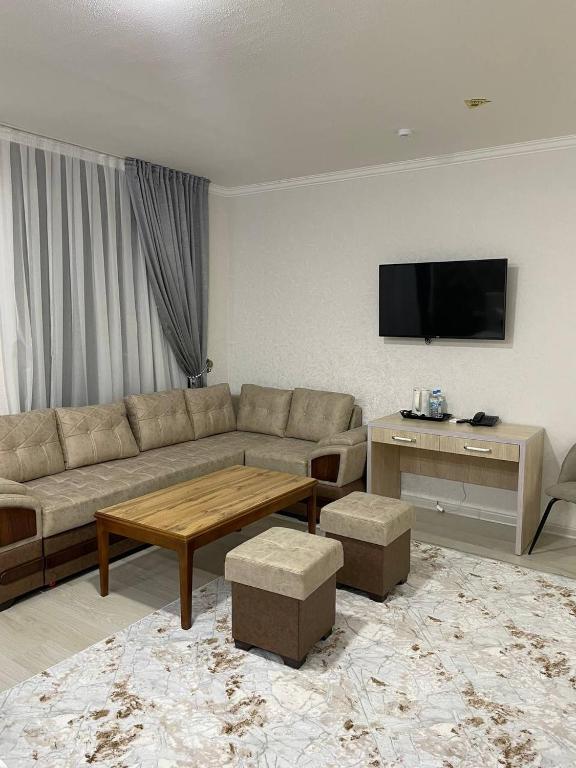 Ulug`bek Grand Hotel