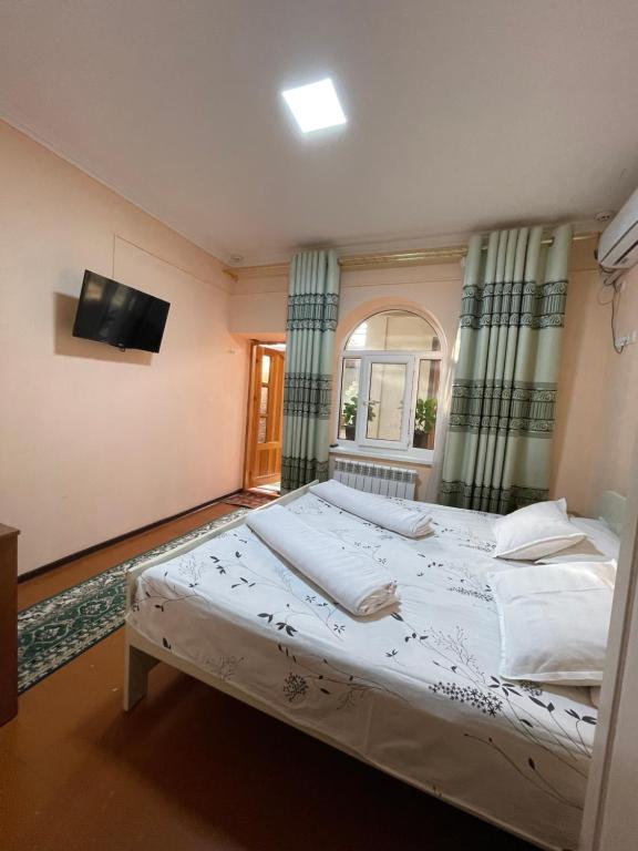 Al Mansur Hotel
