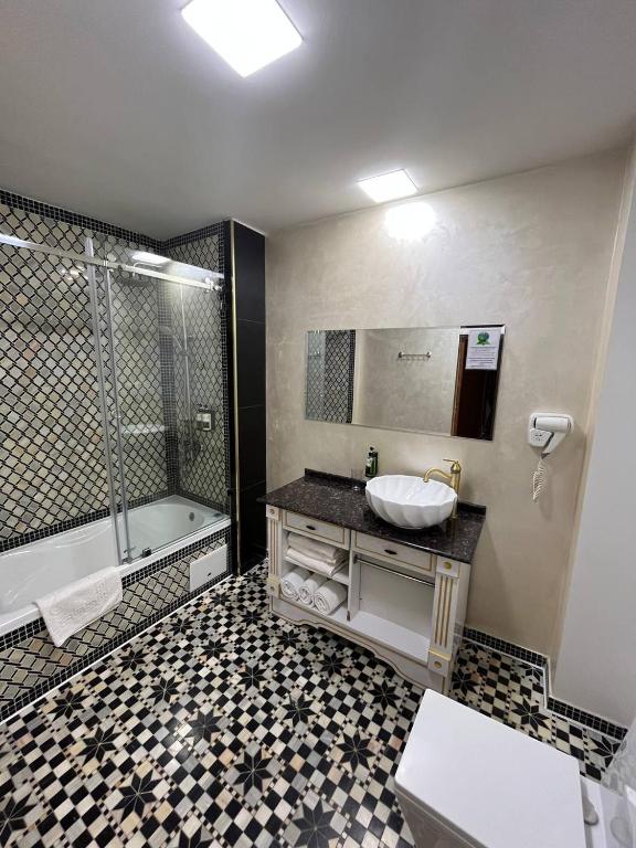 Devon Begi Heritage Hotel