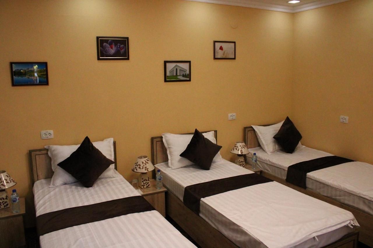 Zafaron Hotel