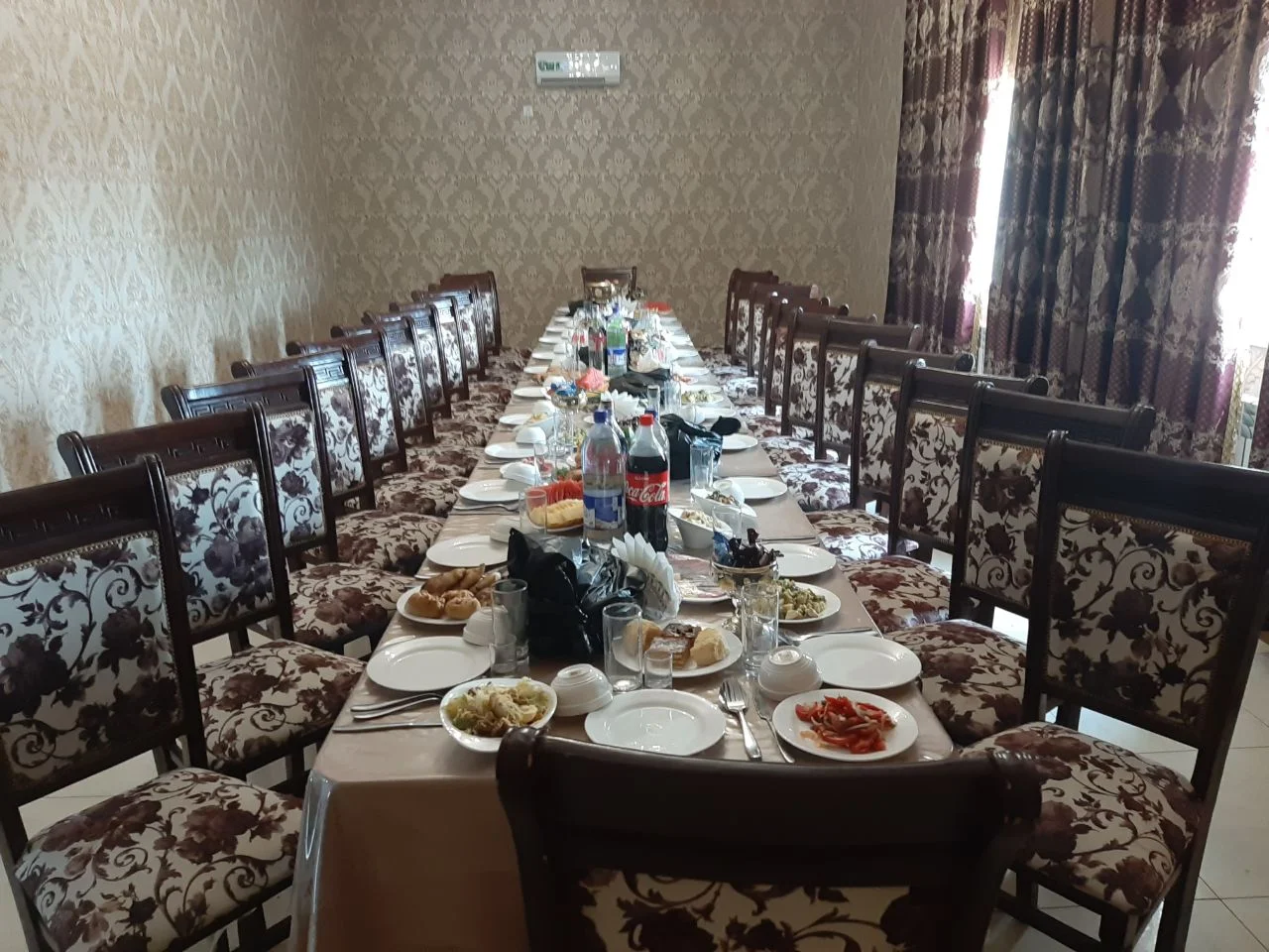 Ratmina Mehmonxonasi-Muinak