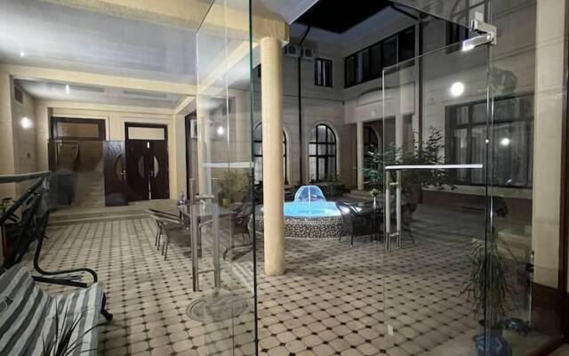 Mini-hotel Alisher Hotel