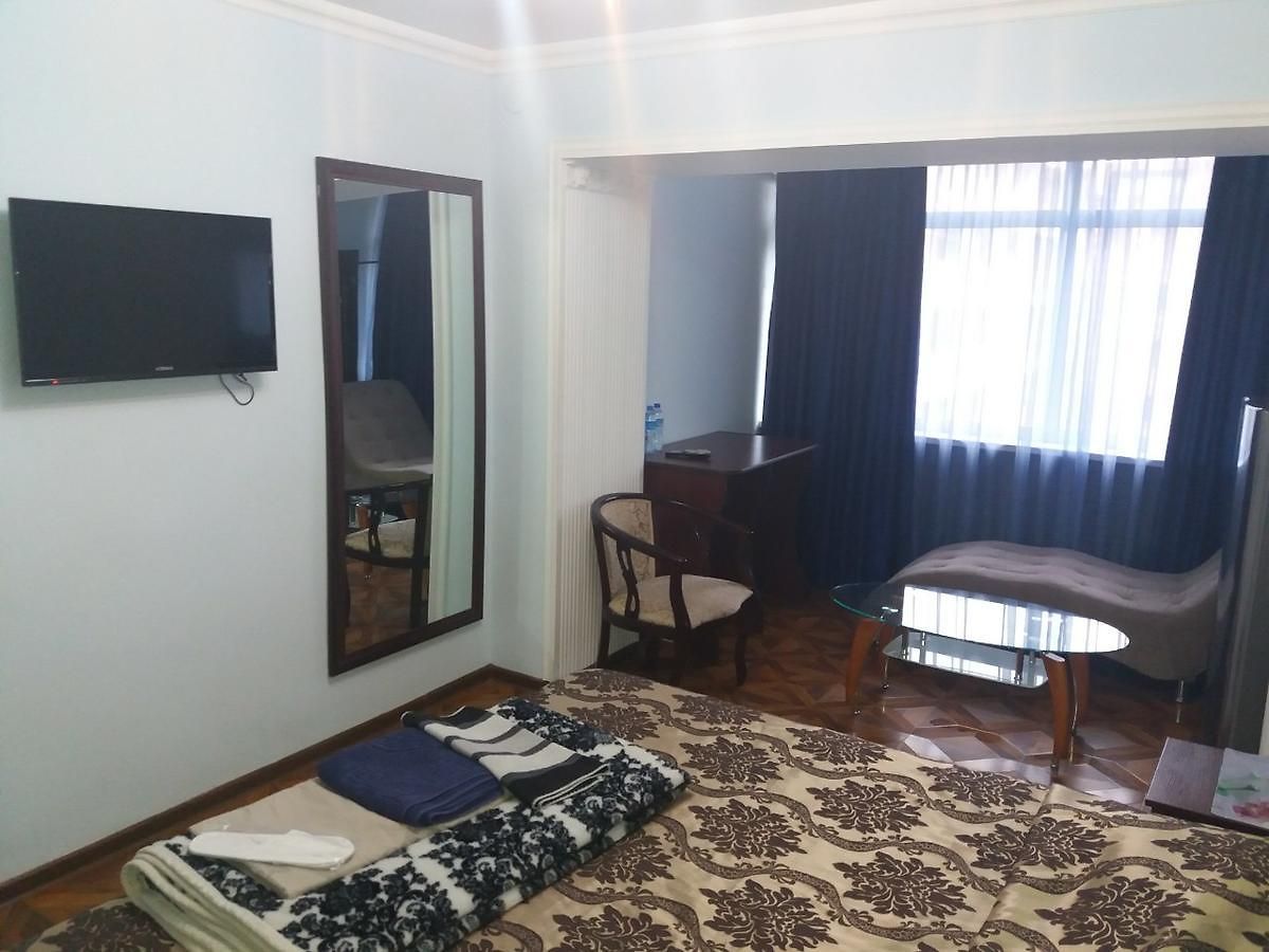 Sayohat Sari Hotel