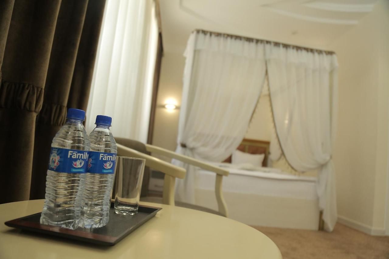 Hotel PARADISE