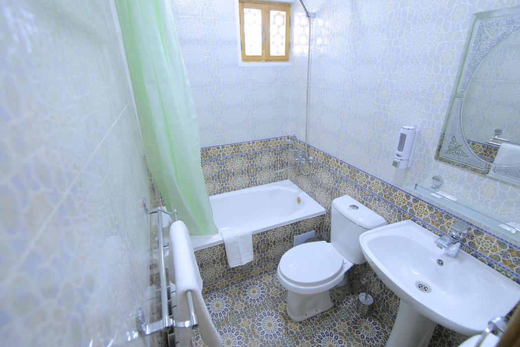 Xadijam Hotel