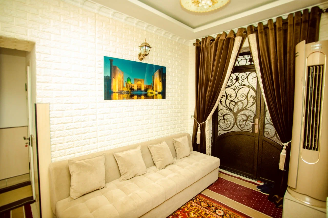 Hotel Tiny Art House